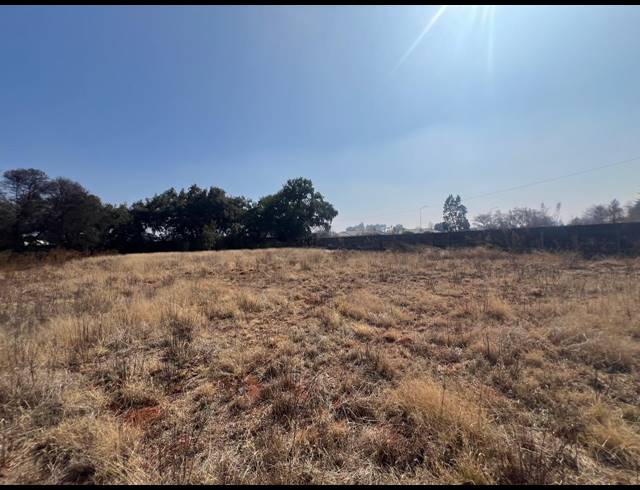 1,283M² VACANT LAND FOR SALE IN KOOKRUS